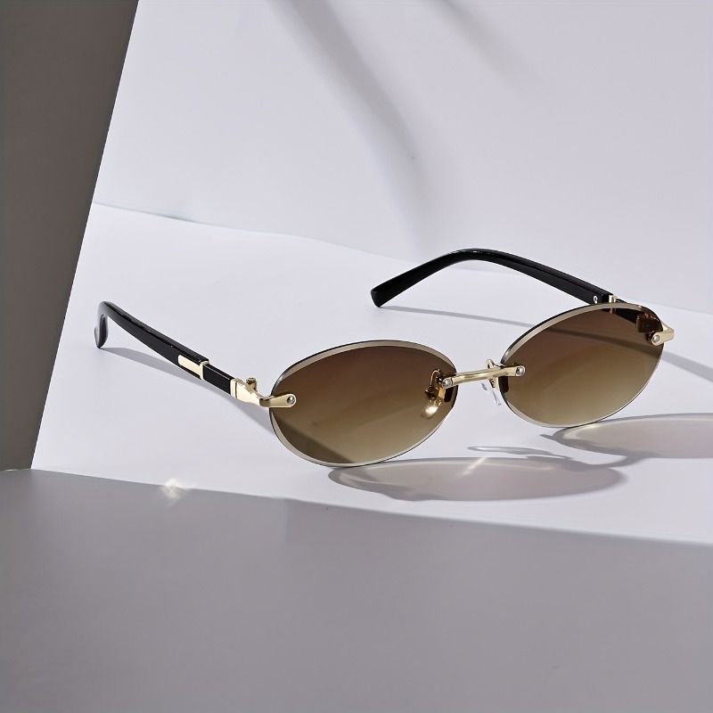 Sexy Small Oval Punk Sunglasse - огляд і ціна Metal Photo Panel